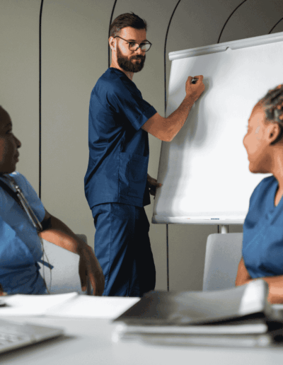 Capacitação no Trabalho em Serviços de Saúde (NR-32)