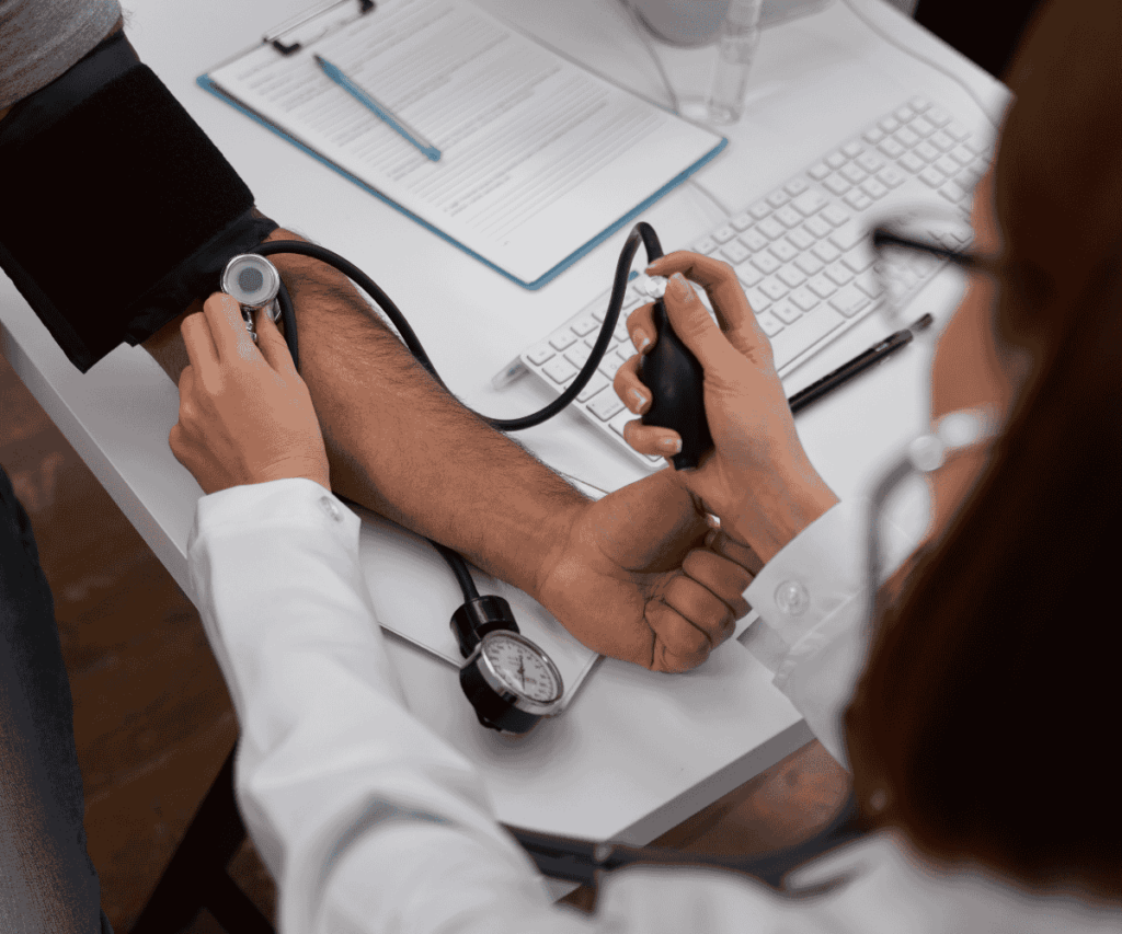 Exames Complementares Inteligência Diagnóstica e Monitoramento de Precisão
